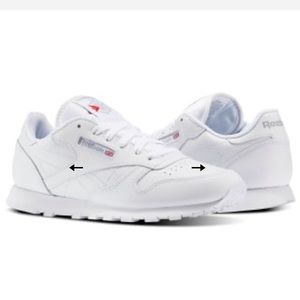 👟👟 White Reebok Classic👟👟